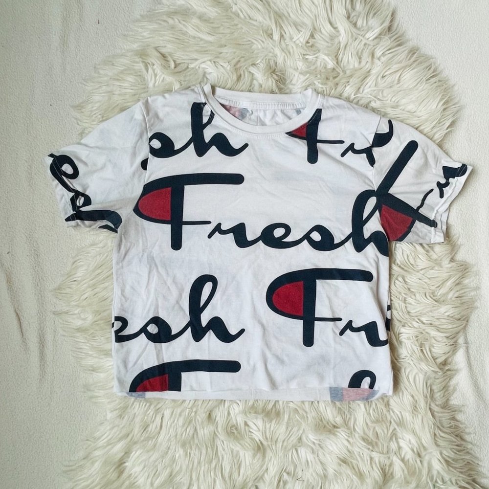 Champion Top Womens Small Graphic Fresh Logo Cropped‎ Knit Tshirt Tee